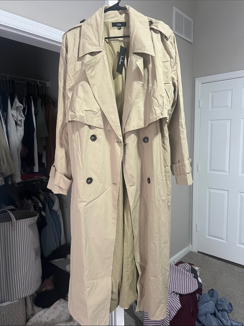 Lulus Adams Beige Belted Trench Coat - Size M - Picture 2 of 2